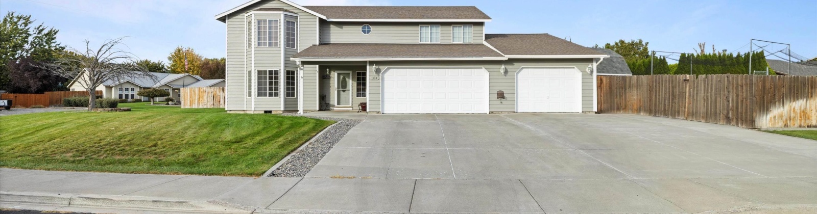 49th Avenue, Kennewick, Washington 99337, 4 Bedrooms Bedrooms, ,3 BathroomsBathrooms,Site Built-owned Lot,For Sale,49th Avenue,279532