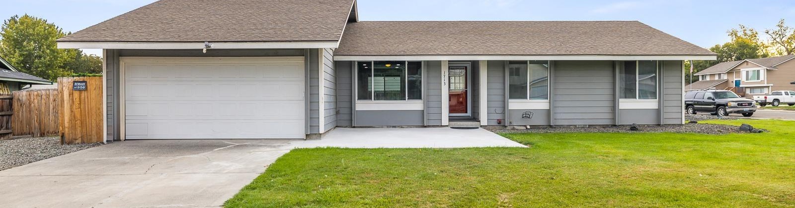 17th Ave, Kennewick, Washington 99337, 3 Bedrooms Bedrooms, ,2 BathroomsBathrooms,Site Built-owned Lot,For Sale,17th Ave,279557