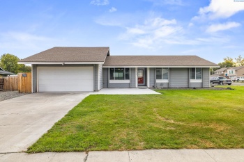 17th Ave, Kennewick, Washington 99337, 3 Bedrooms Bedrooms, ,2 BathroomsBathrooms,Site Built-owned Lot,For Sale,17th Ave,279557