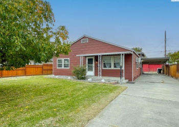 Sanford Avenue, Richland, Washington 99352, 5 Bedrooms Bedrooms, ,2 BathroomsBathrooms,Site Built-owned Lot,For Sale,Sanford Avenue,279594