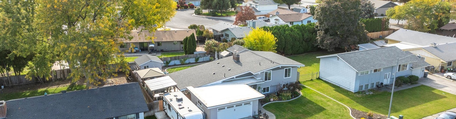 Sunset St, Richland, Washington 99354, 4 Bedrooms Bedrooms, ,2 BathroomsBathrooms,Site Built-owned Lot,For Sale,Sunset St,279768