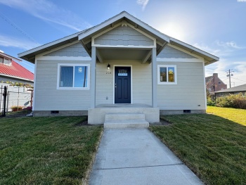 Chestnut St, Toppenish, Washington 98948, 3 Bedrooms Bedrooms, ,2 BathroomsBathrooms,Site Built-owned Lot,For Sale,Chestnut St,279784