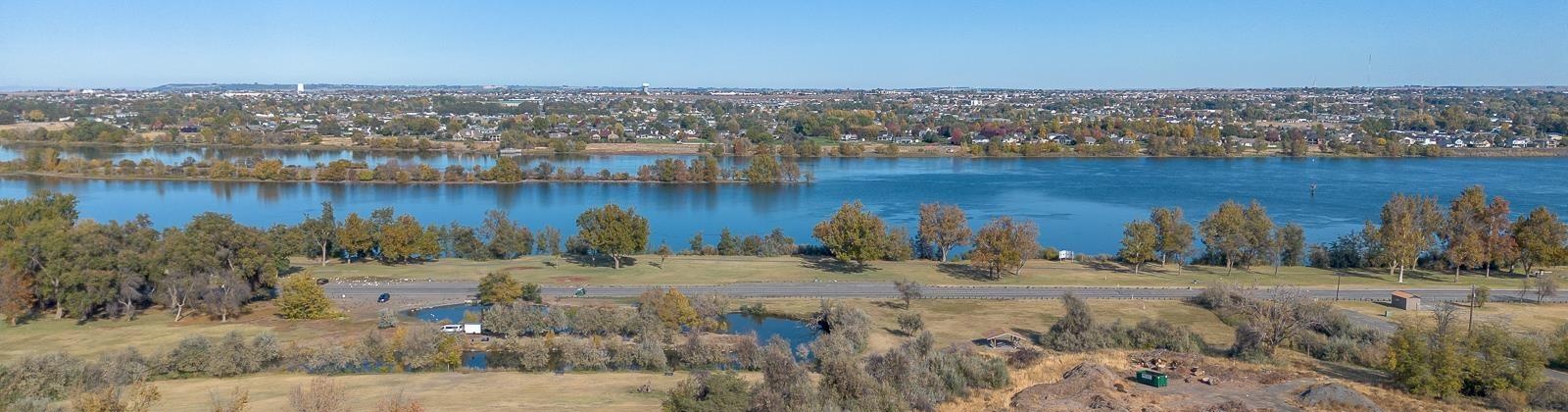 Yellowstone Avenue, Kennewick, Washington 99336, 3 Bedrooms Bedrooms, ,2 BathroomsBathrooms,Site Built-owned Lot,For Sale,Yellowstone Avenue,279800