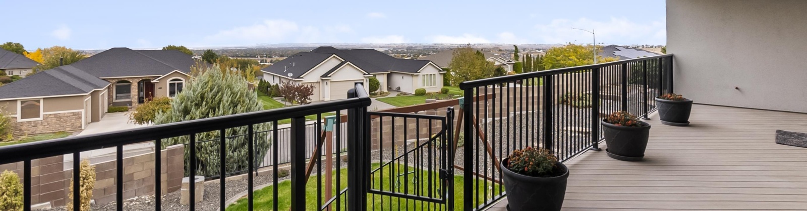 Monrean Loop, Richland, Washington 99352, 6 Bedrooms Bedrooms, ,3 BathroomsBathrooms,Site Built-owned Lot,For Sale,Monrean Loop,279824