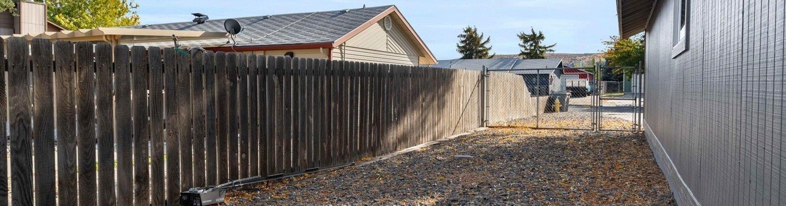 44th Place, Kennewick, Washington 99337, 3 Bedrooms Bedrooms, ,2 BathroomsBathrooms,Site Built-owned Lot,For Sale,44th Place,279836