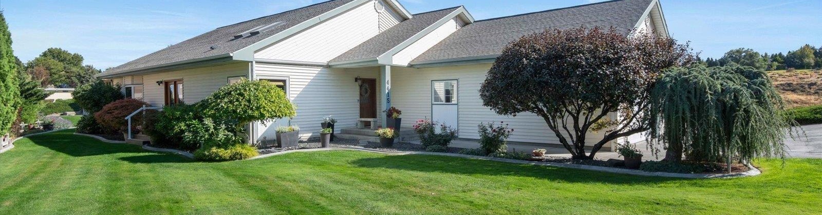 Gum St, Kennewick, Washington 99337, 3 Bedrooms Bedrooms, ,2 BathroomsBathrooms,Site Built-owned Lot,For Sale,Gum St,279843