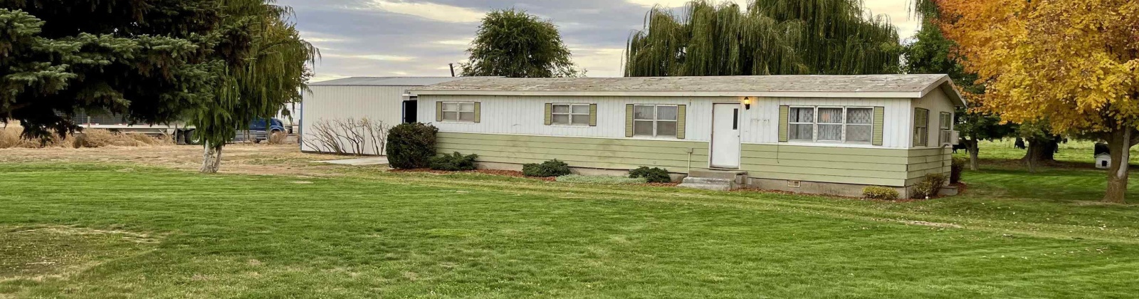 Gillis Rd, Othello, Washington 99344, 3 Bedrooms Bedrooms, ,2 BathroomsBathrooms,Manufactured-owned Lot,For Sale,Gillis Rd,279877