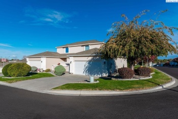 Mint Loop, Richland, Washington 99352, 3 Bedrooms Bedrooms, ,3 BathroomsBathrooms,Town House,For Sale,Mint Loop,279876