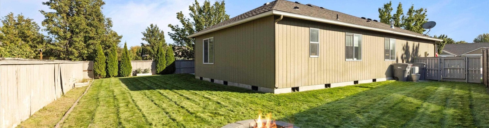 Jefferson, Kennewick, Washington 99338, 3 Bedrooms Bedrooms, ,2 BathroomsBathrooms,Site Built-owned Lot,For Sale,Jefferson,279315