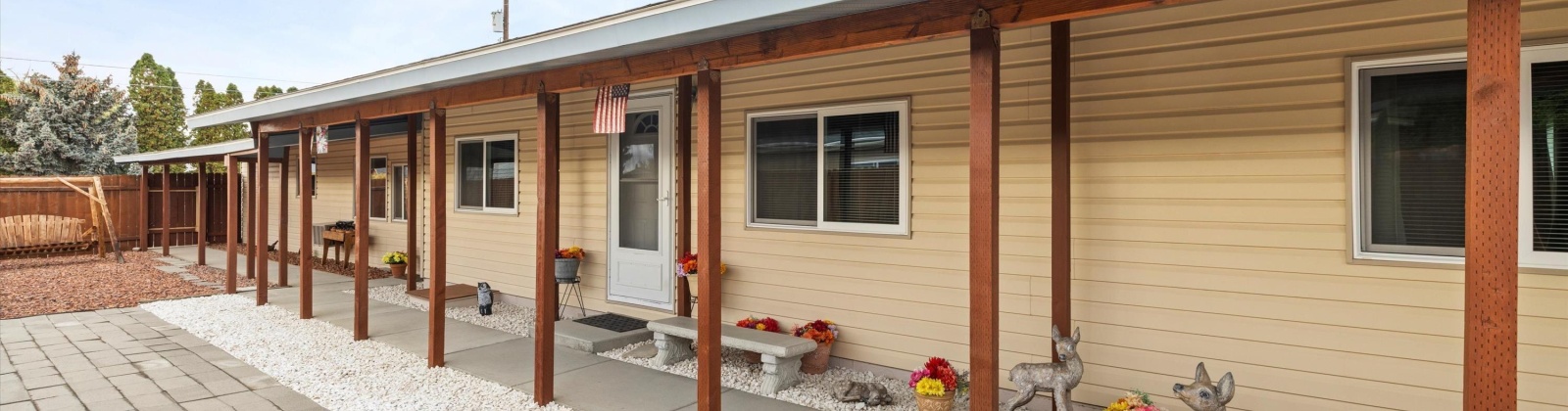 Douglas Avenue, Pasco, Washington 99301, 1 Bedroom Bedrooms, ,2 BathroomsBathrooms,Manufactured-owned Lot,For Sale,Douglas Avenue,279935