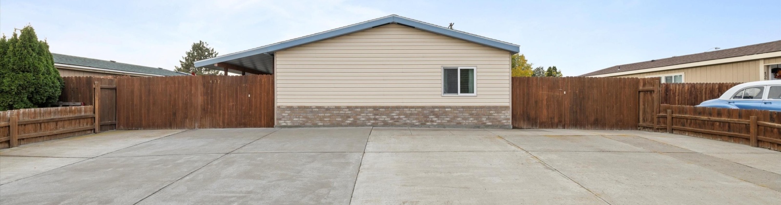 Douglas Avenue, Pasco, Washington 99301, 1 Bedroom Bedrooms, ,2 BathroomsBathrooms,Manufactured-owned Lot,For Sale,Douglas Avenue,279935