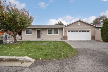 Dawes St, Kennewick, Washington 99336, 3 Bedrooms Bedrooms, ,2 BathroomsBathrooms,Town House,For Sale,Dawes St,279963