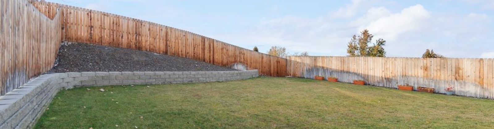 Grant St, Kennewick, Washington 99336, 3 Bedrooms Bedrooms, ,2 BathroomsBathrooms,Site Built-owned Lot,For Sale,Grant St,280142