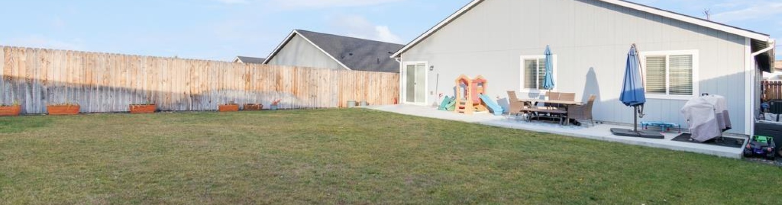 Grant St, Kennewick, Washington 99336, 3 Bedrooms Bedrooms, ,2 BathroomsBathrooms,Site Built-owned Lot,For Sale,Grant St,280142