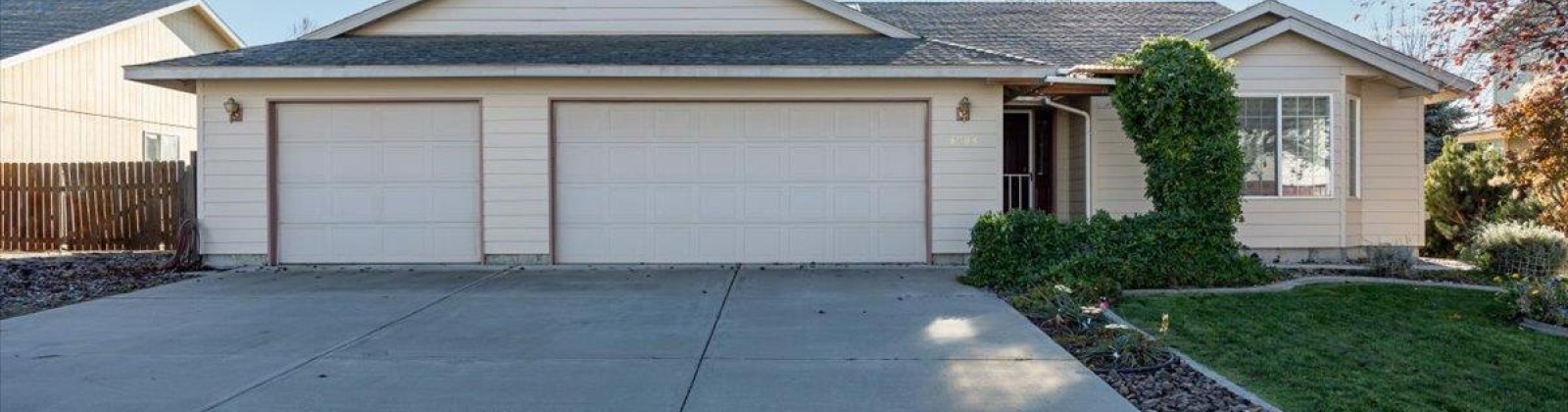 Cord Dr, Pasco, Washington 99301, 4 Bedrooms Bedrooms, ,2 BathroomsBathrooms,Site Built-owned Lot,For Sale,Cord Dr,280159