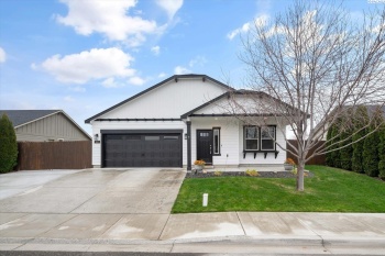 29th Place, Kennewick, Washington 99337, 3 Bedrooms Bedrooms, ,2 BathroomsBathrooms,Site Built-owned Lot,For Sale,29th Place,280189